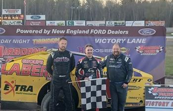 Late Pass Lifts “Hollywood” Felix Roy to Leon Gonyo Memorial 40 Victory