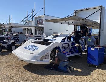Brennon Willard and team in the pit area at Lake Ozark Speedway during the MLRA Battle at the Beach. (MLRA photo)