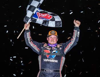 Brandon Sheppard raced to a $15,000 World of Outlaws CASE Construction Late Model Series win on Saturday night at Ohio’s Atomic Speedway. (Jacy Norgaard image)