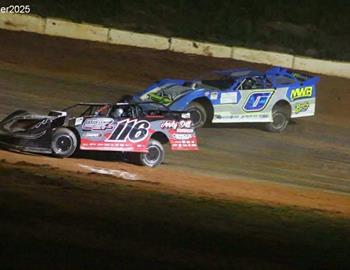 (2025 Racing Season Photo)