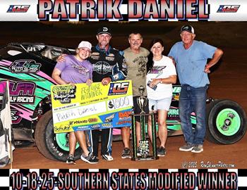 105 Motor Speedway (Cleveland, TX) – Southern States Modified Series –  October 18th, 2025. (Ron Skinner photo)