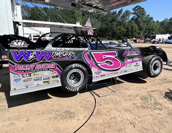 Jon Mitchell in the pits with the COMP Cams Super Dirt Series  (CCSDS) at Boothill Speedway (Greenwood, LA) on September 9, 2023. 