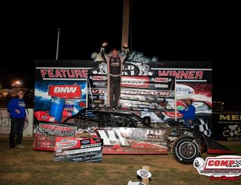 Morgan Bagley raced to the $5,000 COMP Cams Super Dirt Series (CCSDS) Super Late Model win at Old No. 1 Speedway (Harrisburg, Ark.) on Saturday, April 6.