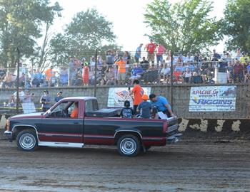 Shooting free t-shirts into the crowd