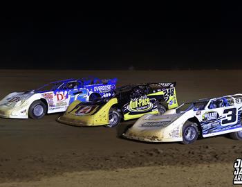 Spoon River Speedway (Lewiston, IL) – Midwest Auto Racing Series (MARS) Late Model Championship – Gary Cook Jr. Memorial – May 25, 2025. (Josh James Artwork photo)