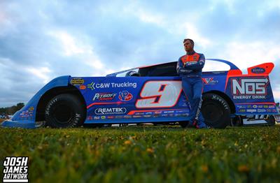 Hoffman finishes second in Illini 100, regains WoO points lead