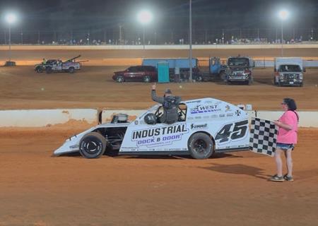 Another Mitchell’s Motorplex victory for Holland