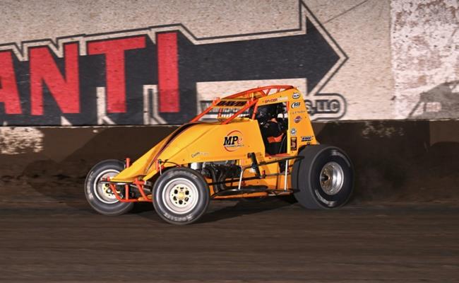 ARIZONA HOMECOMING: DAVIS WINS RAIN-SHORTENED USAC...