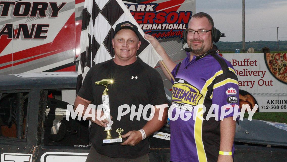 82 cars and perfect weather on Liberty Natl Bank Night at Park Jeff