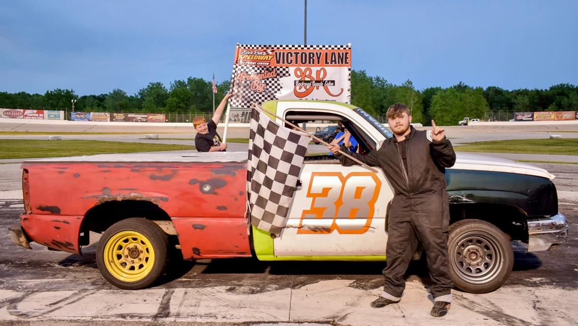 Father's Day Weekend Celebration Wins to Muckenthaler, Leonard, Saumier, and Long III