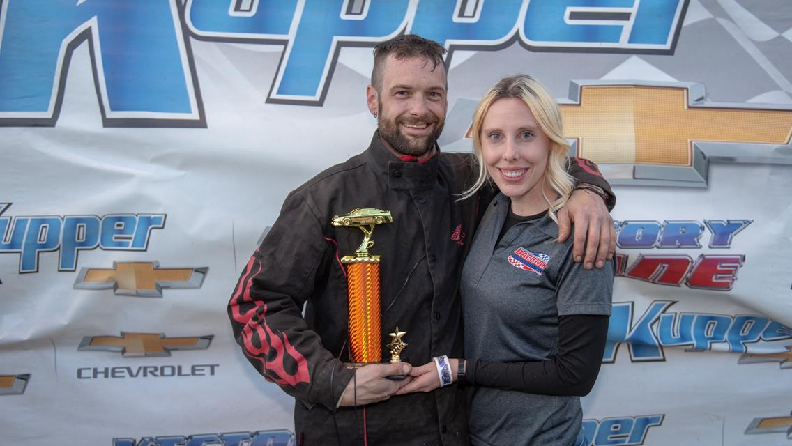 Hagen Hangs on for Dacotah Speedway Victory