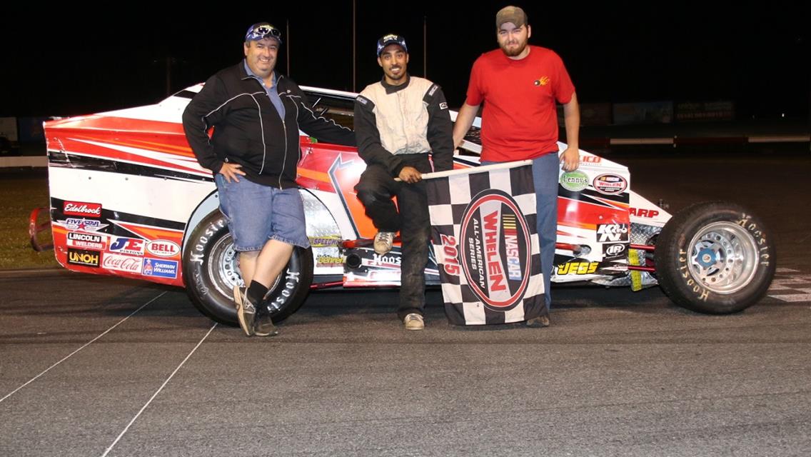 Heywood Bookends Season for Historic Fourth Straight Airborne Title