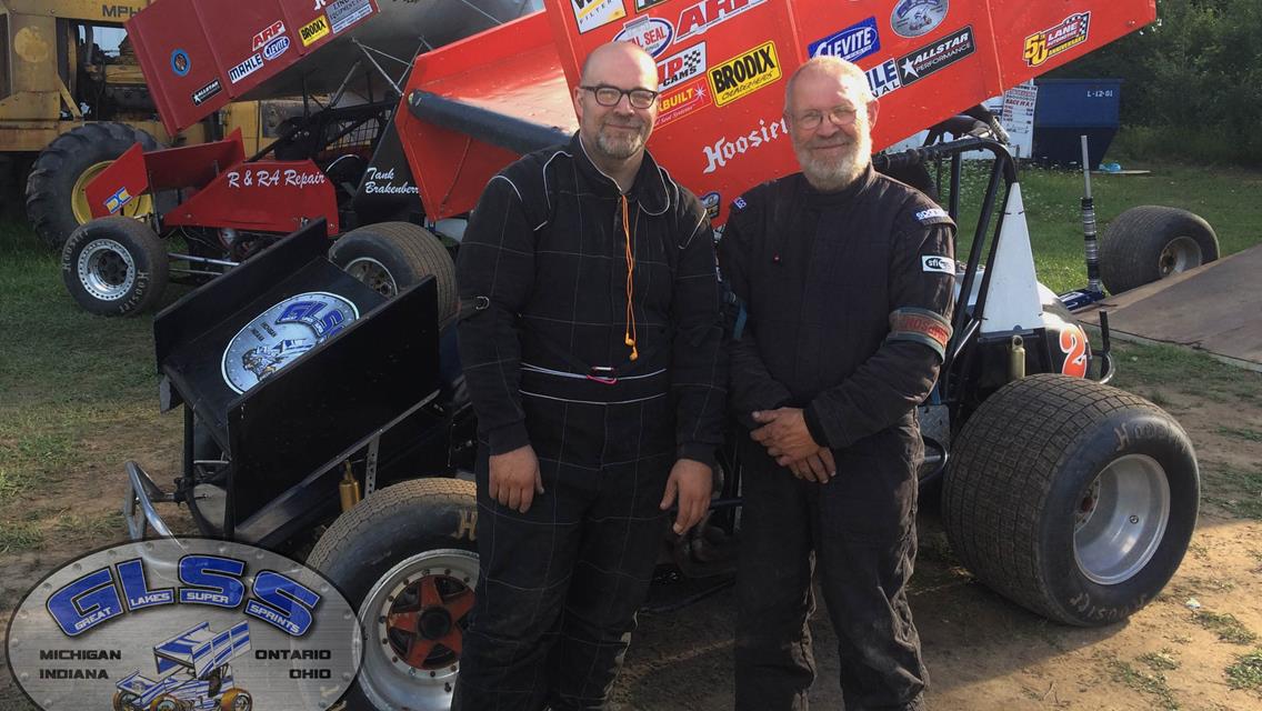 Ridenour Wins 4th Straight