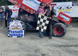 McPhail and Dow Celebrate at RumTo